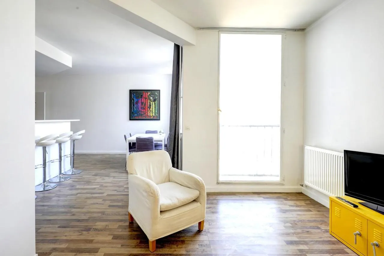 Louvre - Rivoli Private Apartment Paris