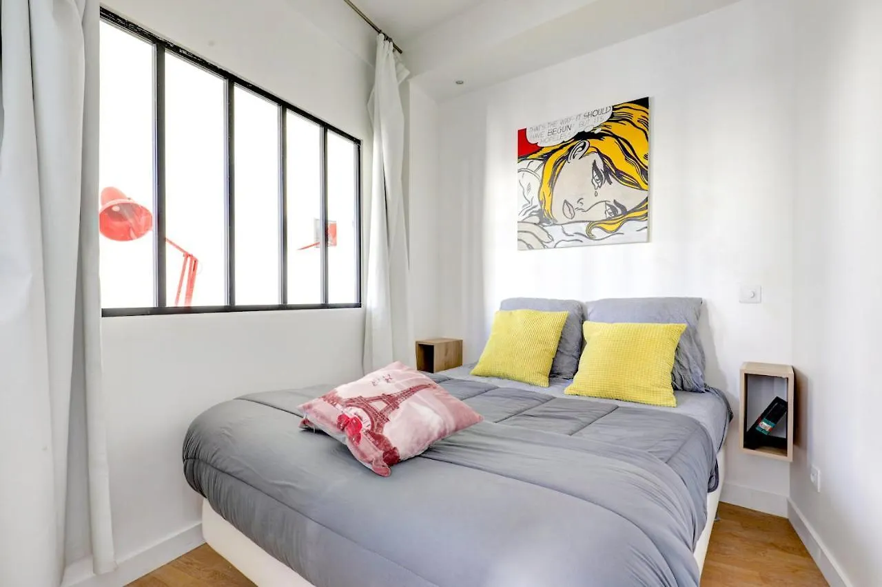 Louvre - Rivoli Private Apartment Paris