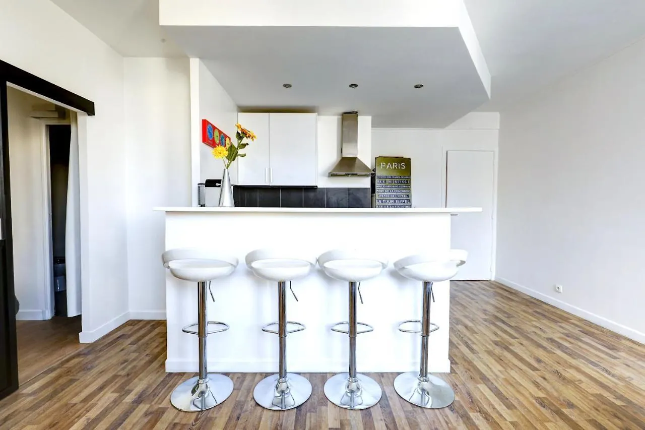 Louvre - Rivoli Private Apartment Paris